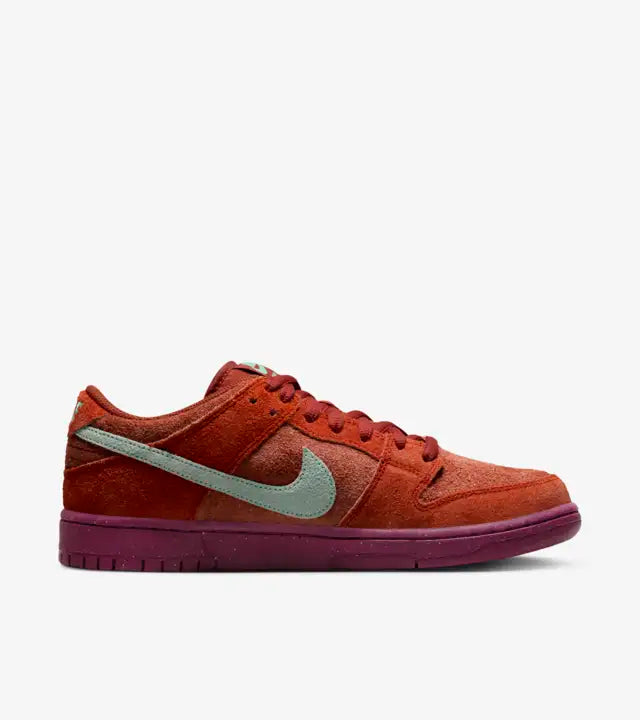 Nike SB Dunk Low - 'Mystic Red and Rosewood' - DV5429-601